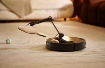 The Robotic Vacuum Arms Race Is Over, and the Unimaginable AI-Powered Roborock Saros Z70 Has Gained