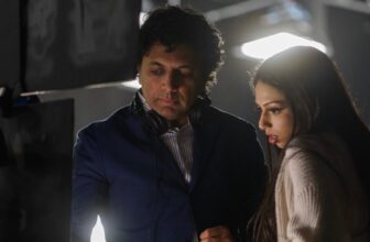 M. Evening Shyamalan and Nicholas Sparks Crew on Stay