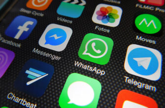 WhatsApp Checks New Profile Design With Cowl Pictures On Android