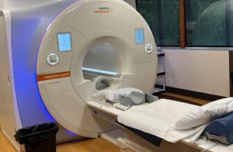 Man Carrying Chain Necklace in Essential Situation After Getting Sucked Into MRI Machine