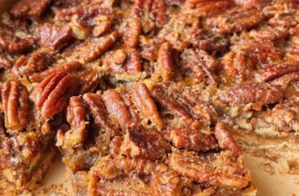 MAPLE PECAN PIE BARS