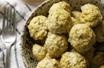 Simple Pesto Meatballs – Cookies and Cups